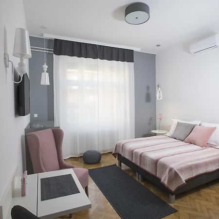 Dóm Apartman Szeged Bagian luar foto