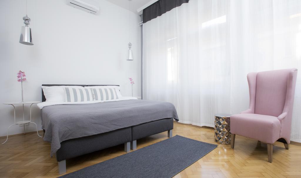 Dóm Apartman Szeged Bagian luar foto